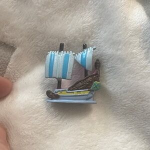 Disney Collector Packs Park Series 1 Mini Peter Pan Pirate Ship Hasbro RETIRED